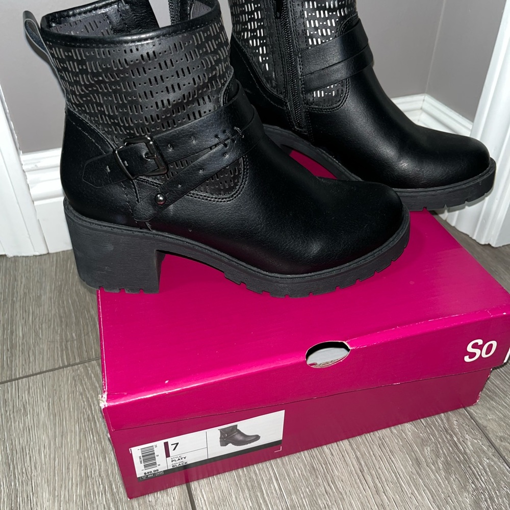 SO Black Booties